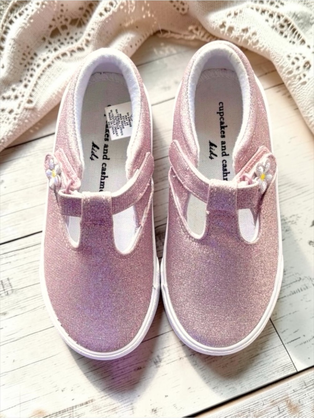 NWOT Cupcakes & Cashmere Glitter Mary Janes w/ Daisy Strap Toddler Girl 10